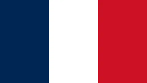 多特蒙德0-3阿贾克斯败北，罗伊斯点球建功，胡梅尔斯红牌离场，欧冠小组赛第四轮战报